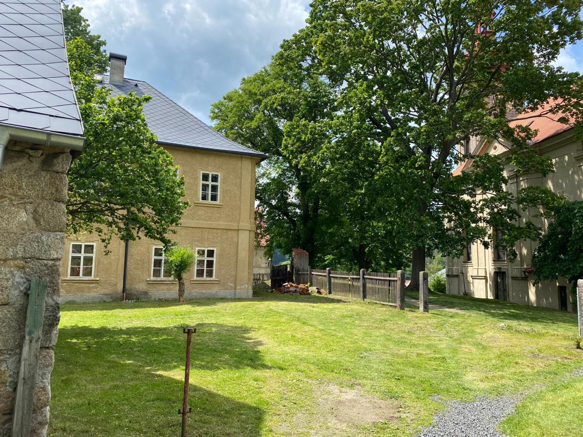 Aparthotel Na Nebi 187 Bečov nad Teplou Zewnętrze zdjęcie